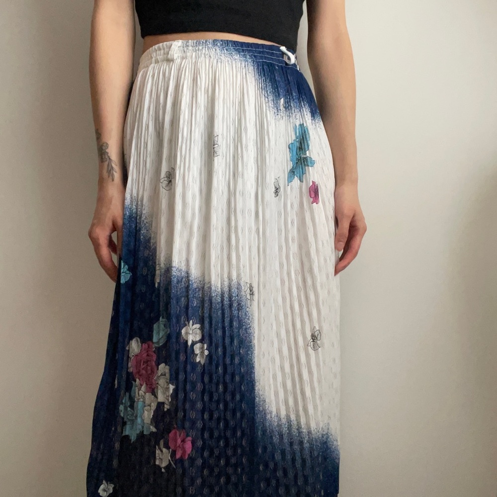 Vintage Floral Pleated Skirt